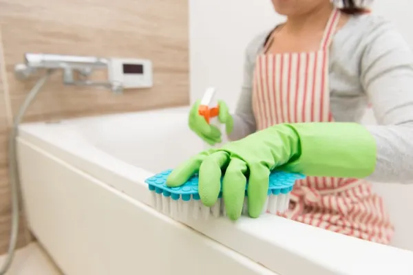 How to Deep Clean Your Bathroom