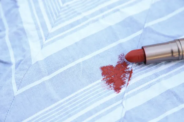 Remove Makeup Stains From Your Clothes