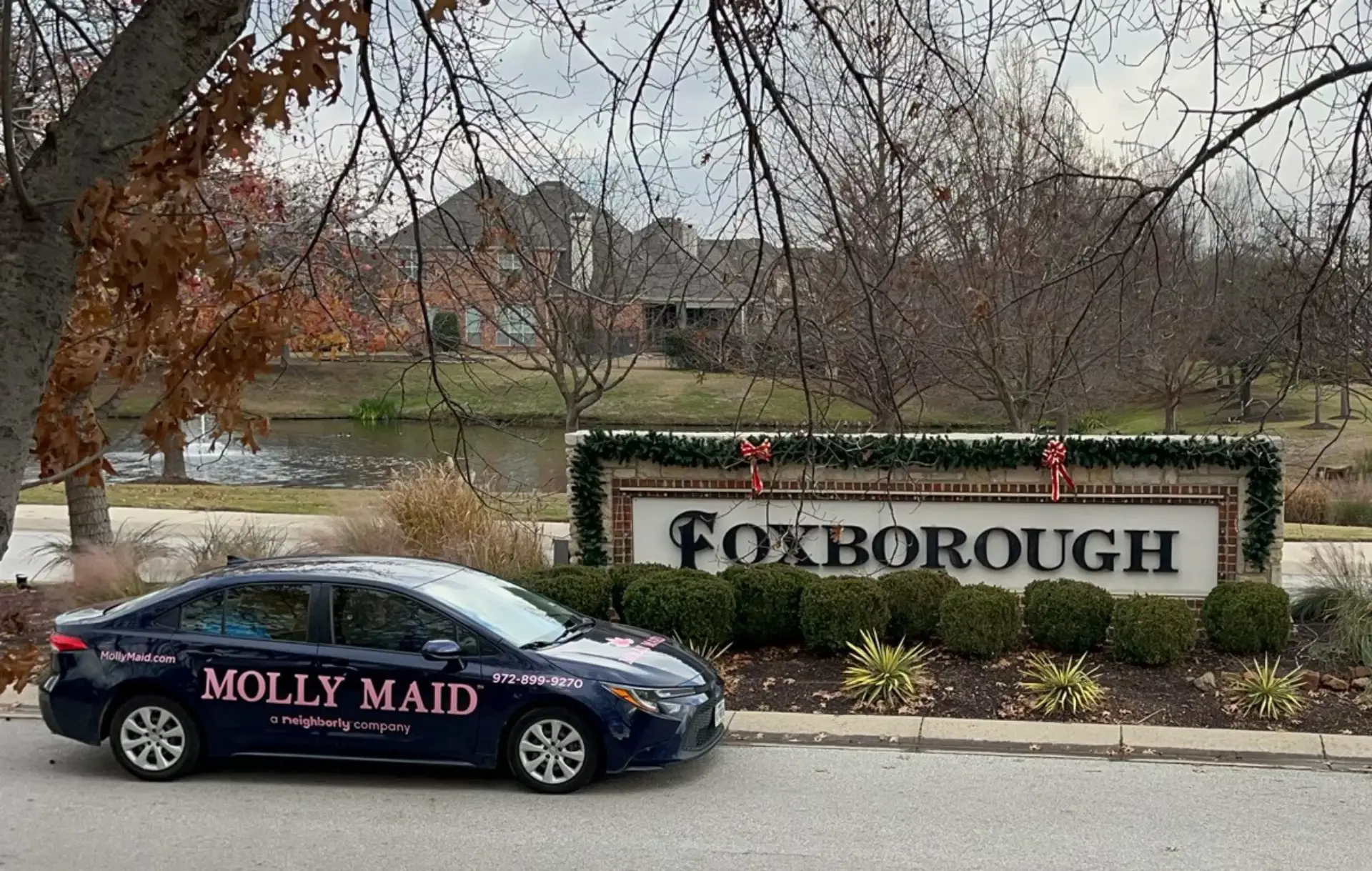 Molly Maid of DFW leaving a local southlake neighborhood